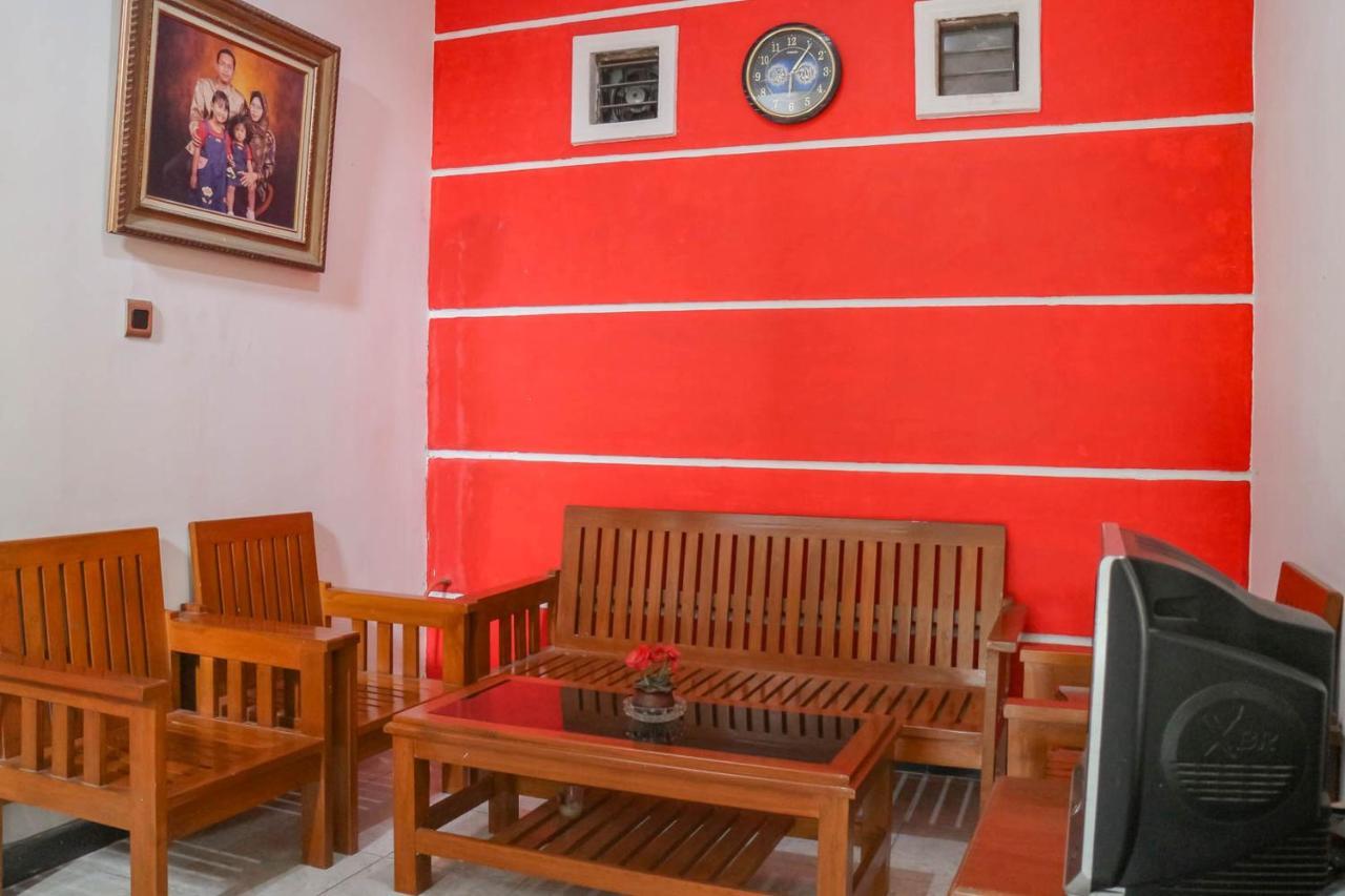 Wisma Vandera Syariah Garut Mitra Reddoorz Eksteriør bilde