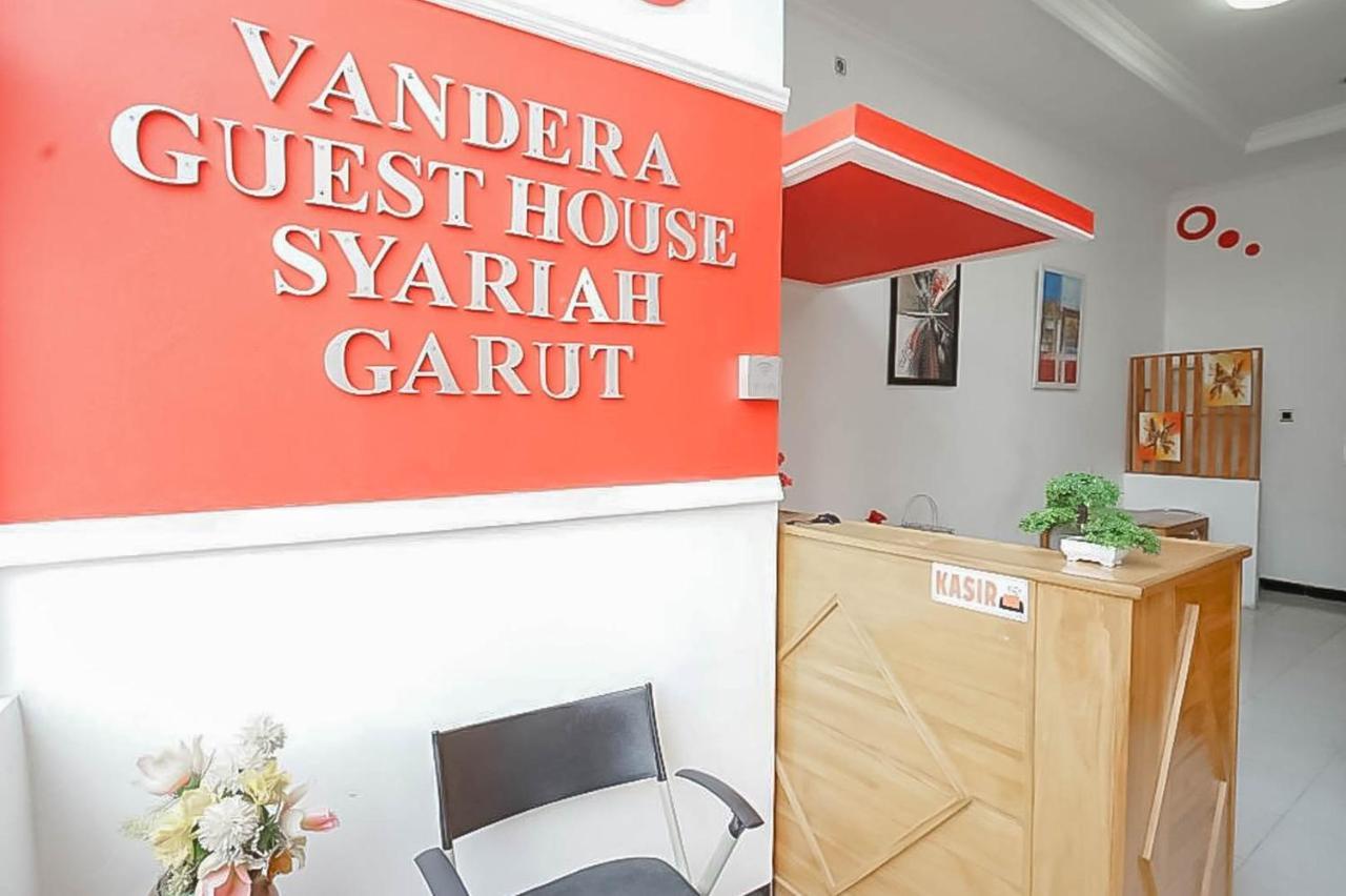 Wisma Vandera Syariah Garut Mitra Reddoorz Eksteriør bilde